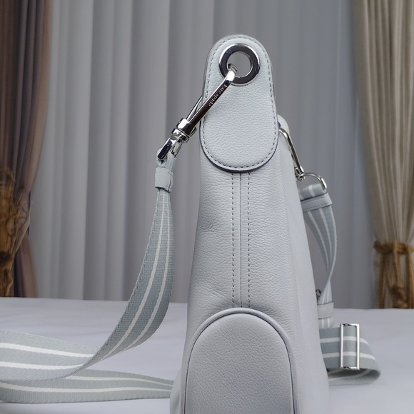 Kate Spade Womens Crossbody Handbag. - Picture 4 of 16